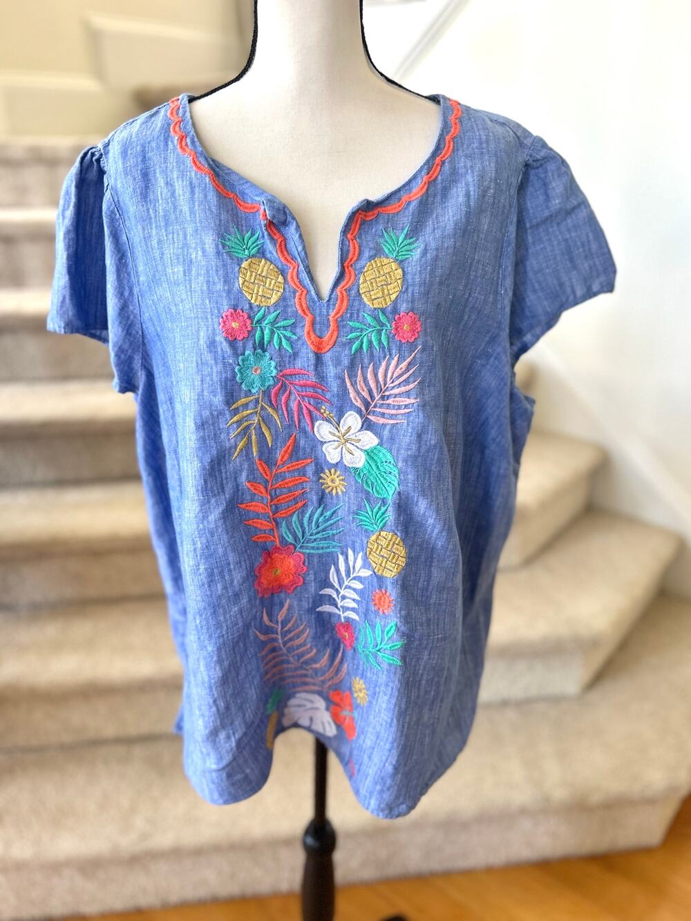 Talbots Blue Linen Cotton Pineapple Palm Leaf Embroidered Blouse